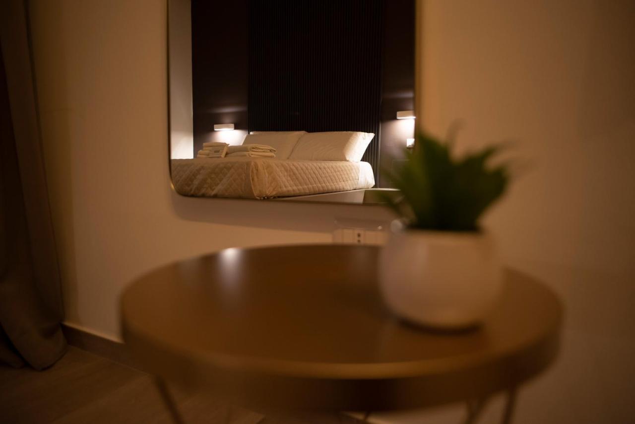 House Room Civico 56 Crotone Exteriör bild